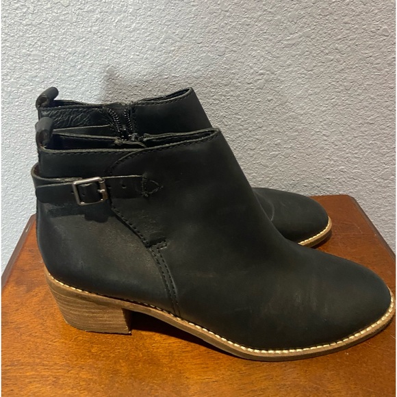 Lucky brand booties size 6 - Picture 5 of 6